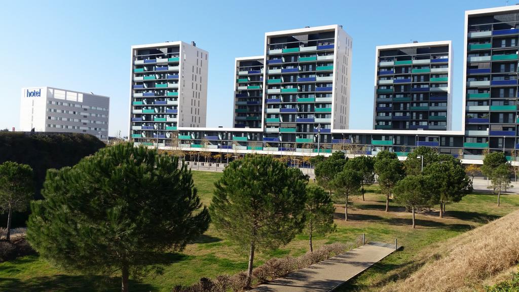 公寓巴塞罗那机场高级机场 维拉德塞斯 外观 照片